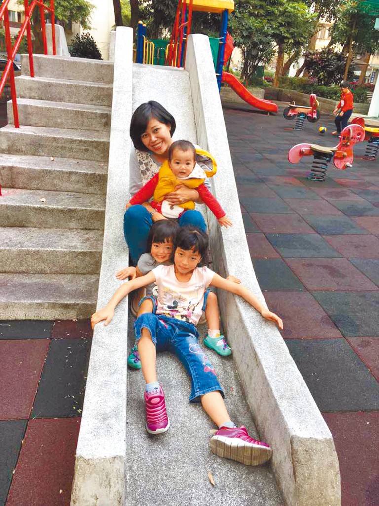 黎詩彥和她的三個寶貝女兒（圖／受訪者提供）