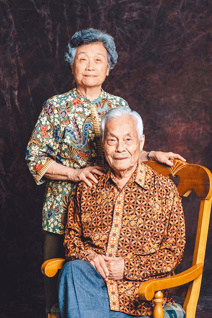 敬虔加上知足就是大利 周送家族信仰代代傳承家族聚會60年不間斷