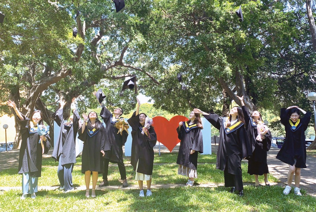 東海大學畢業典禮實體線上同步