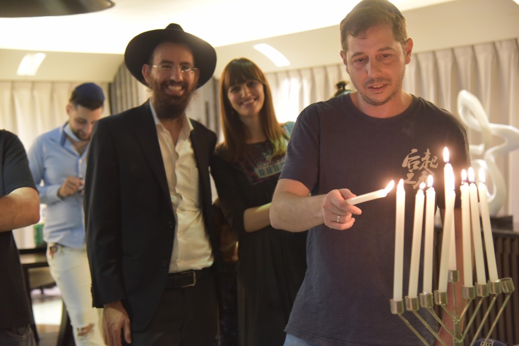 高雄猶太人、猶太家庭齊聚慶祝光明節。(圖/謝宜汝攝影)