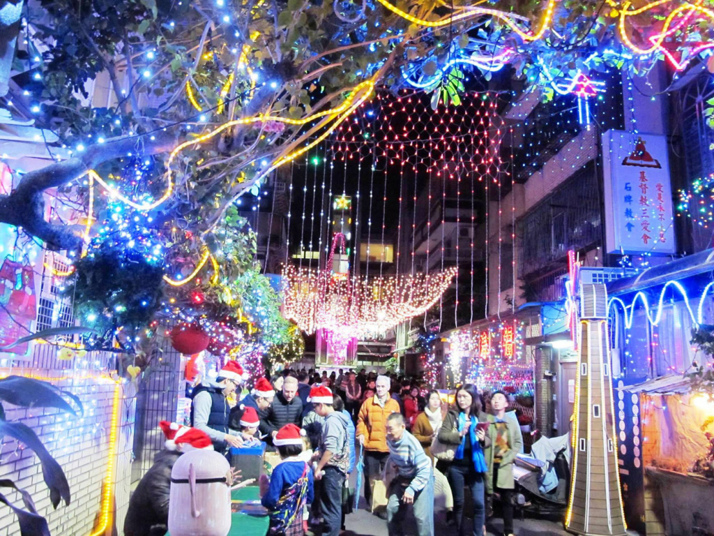 北投聖誕巷點亮聖誕燈飾，照亮城市