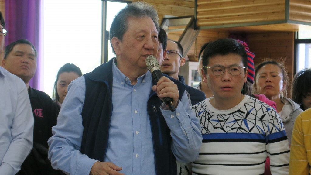 曾國生執行長(左)和李協聰牧師(圖/李容珍攝影)