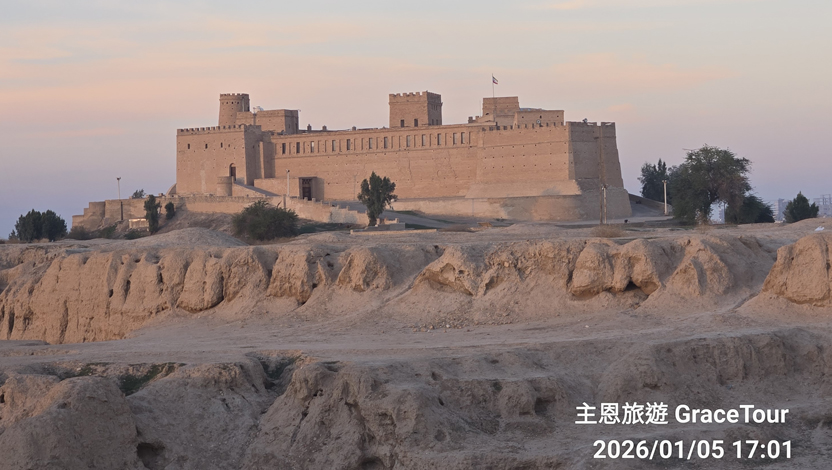 書珊城(拉4:9;尼1:1;斯1–9;但8:2)