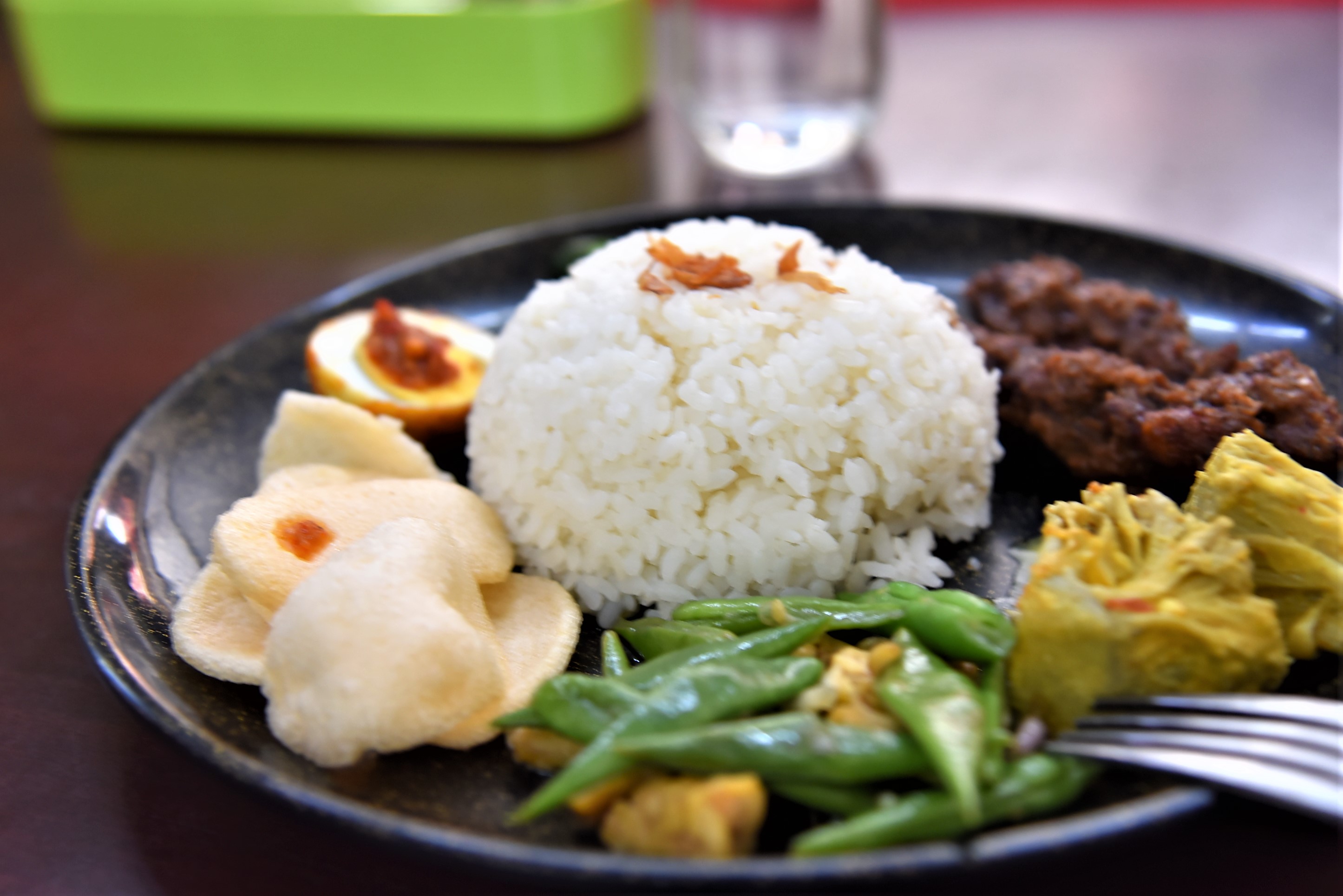 印尼傳統美食。(謝宜汝攝影)