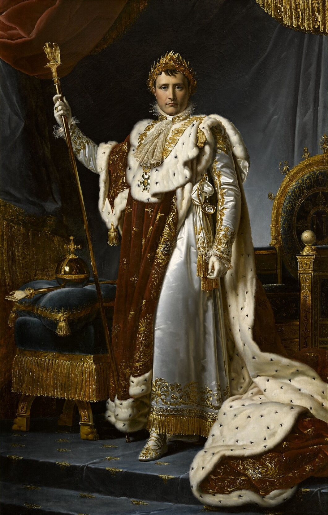 身穿加冕長袍的拿破崙肖像。（Wikipedia CC）