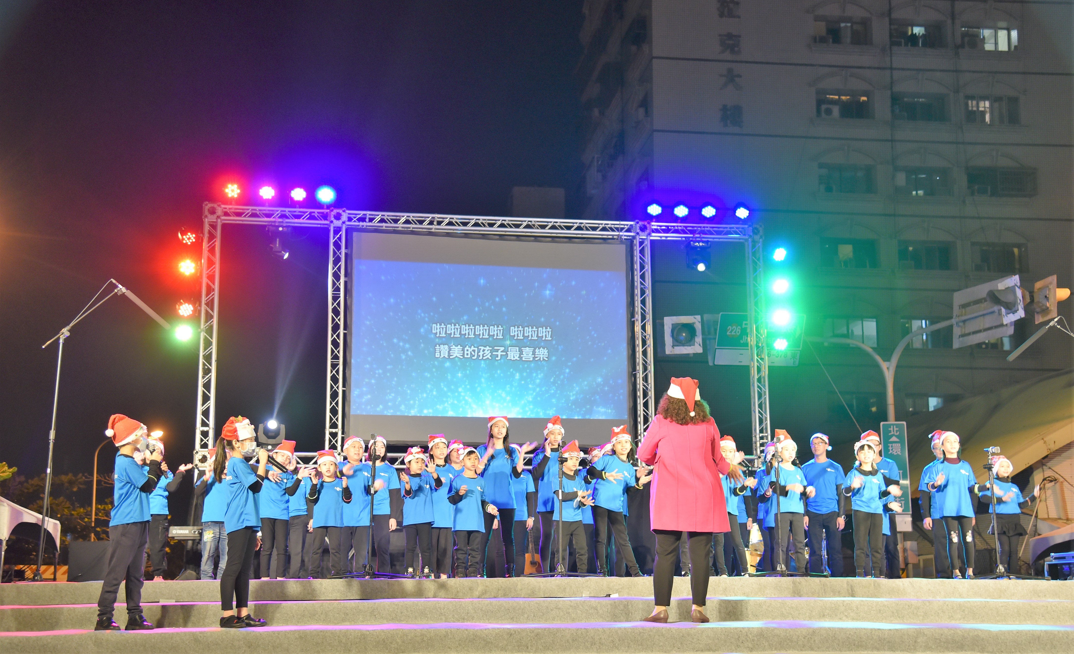 MP Singers混聲合唱團、MP Singers少年兒童合唱團獻唱。（圖／謝宜汝攝影）