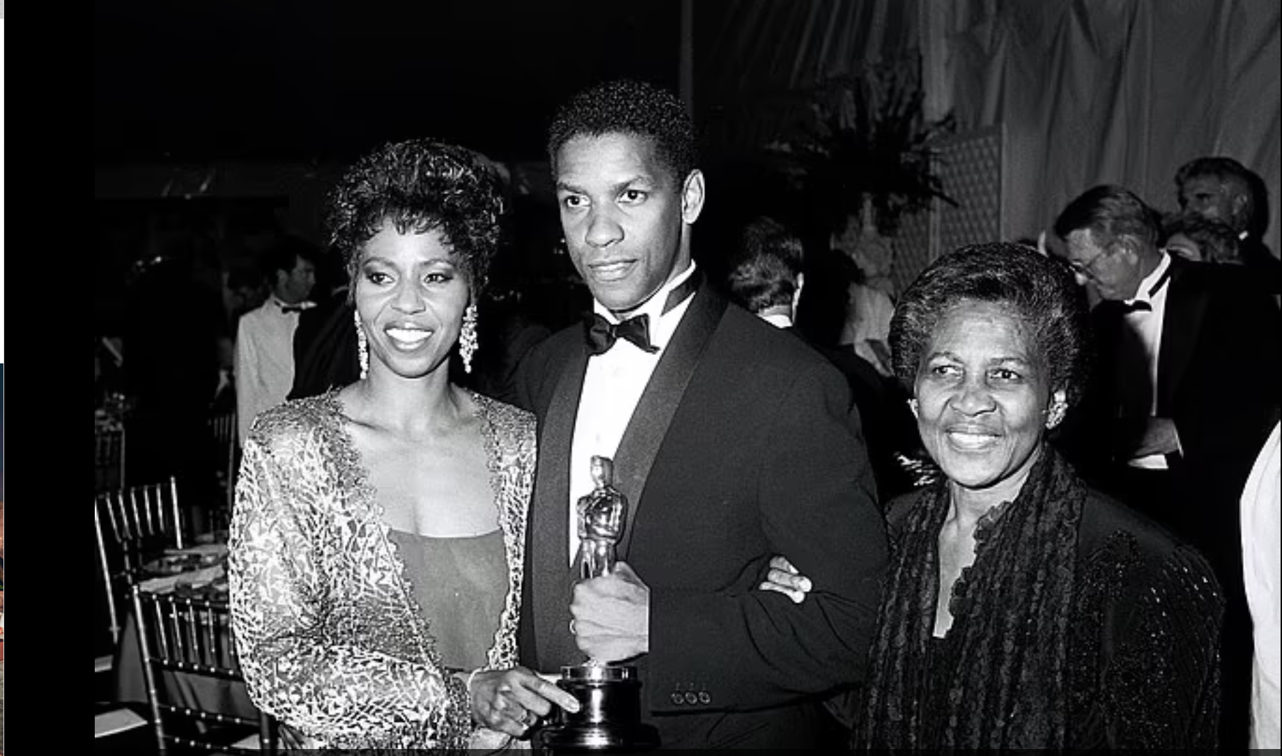 1990年與母親妻子出席奧斯卡金像獎典禮（圖／CBS影片截圖）