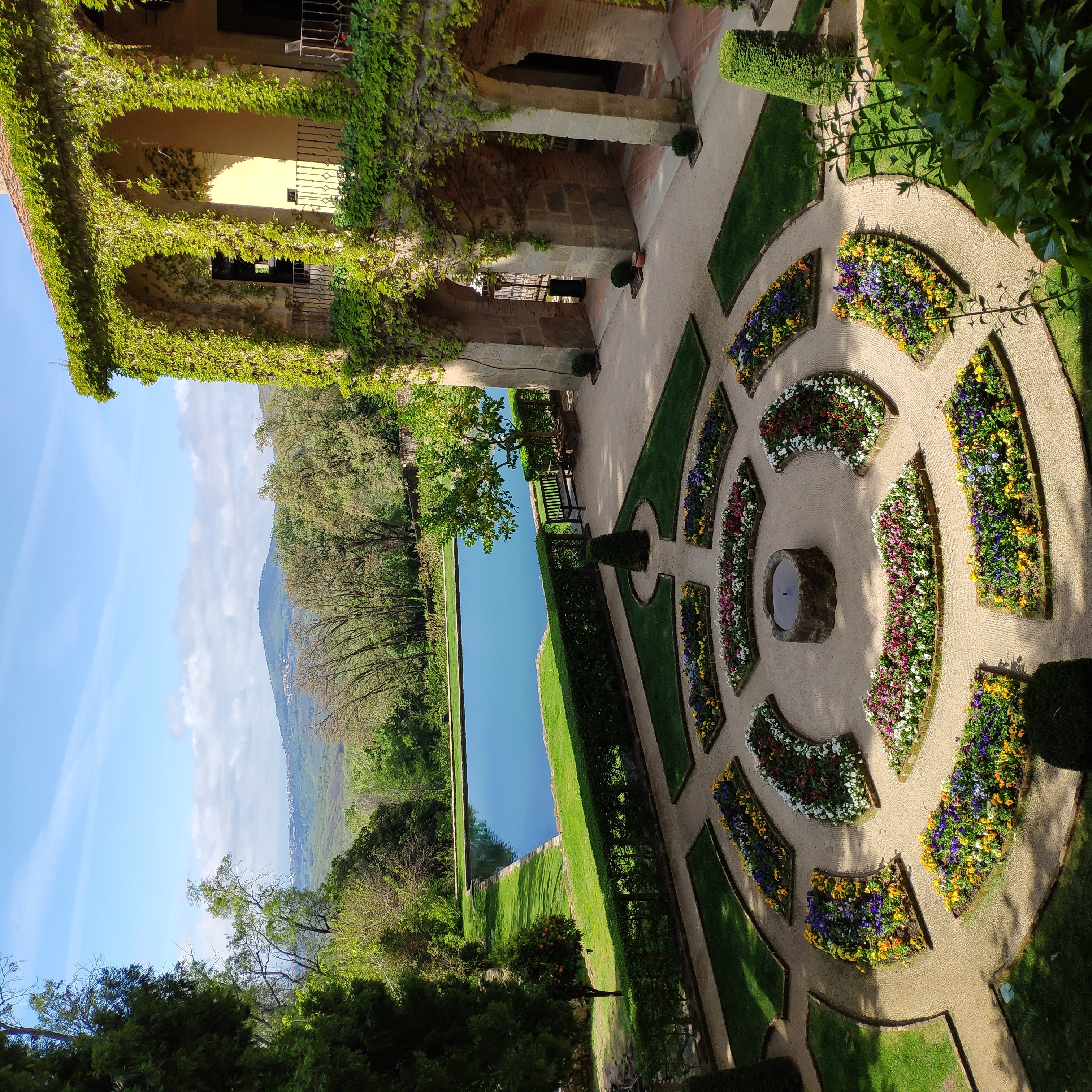 尤斯特修道院的花園。（圖／en.wikipedia.org）