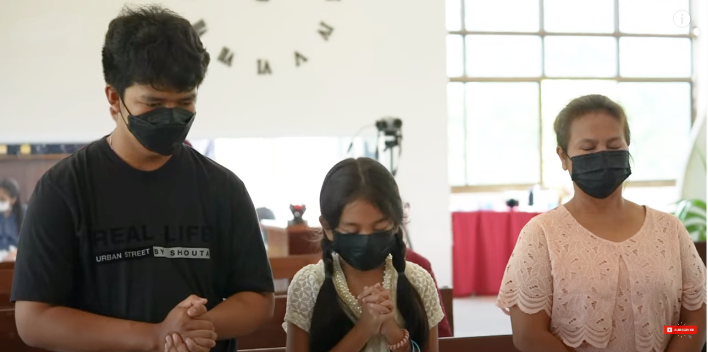 泰國9歲女孩看聖經故事動畫受感動 帶領信奉佛教的全家人接受耶穌