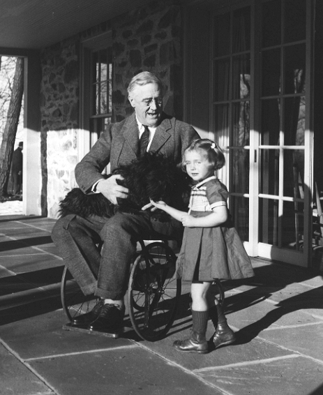 羅斯福總統罹患小兒麻痺仍抱持積極態度。（圖／翻攝自Wiki）