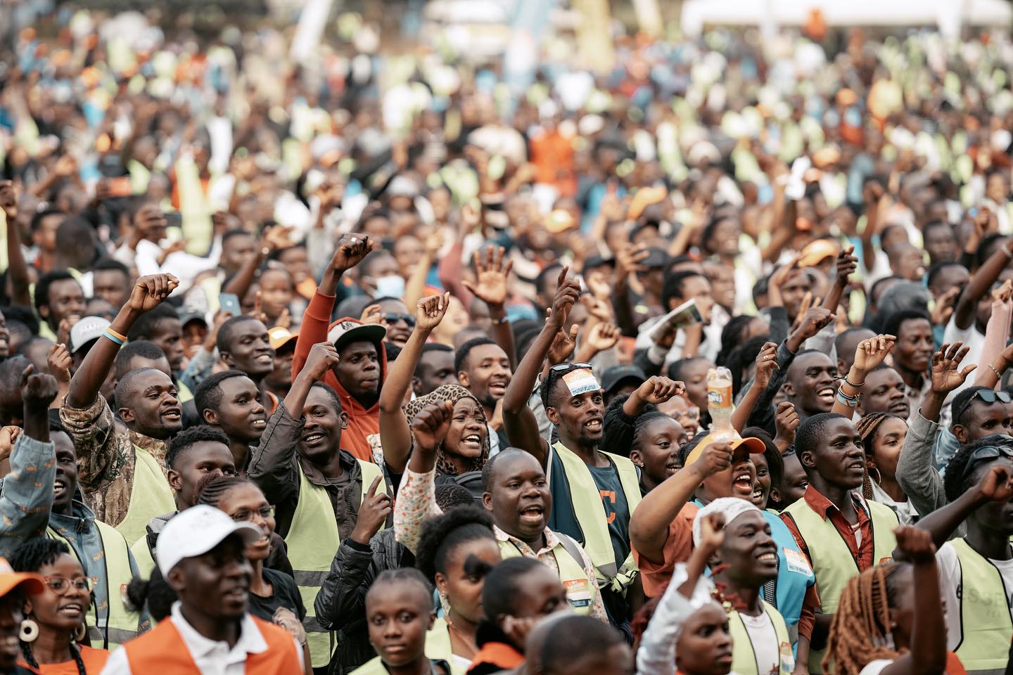 超過6萬9千人在佈道會後決志。（圖／翻攝自Facebook @Love Nairobi Festival）
