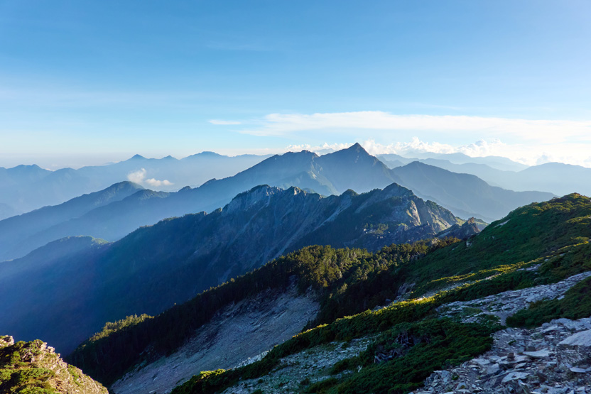 中央山脈3000公尺以上的高山就達181座。（照片提供：活水文化）