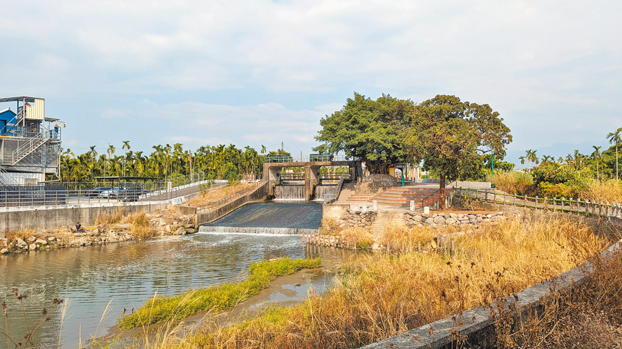 糶糴村達達港，今日成為灌溉水圳的水閘門。（作者攝影）