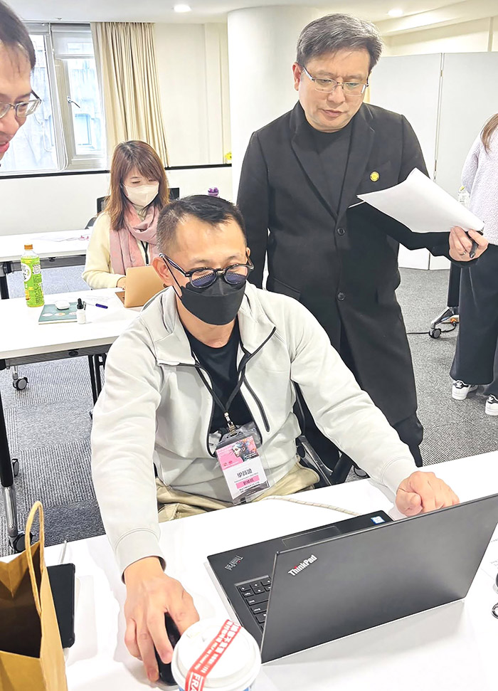 AI詠唱師考試。（圖／FB@Diamond Huang