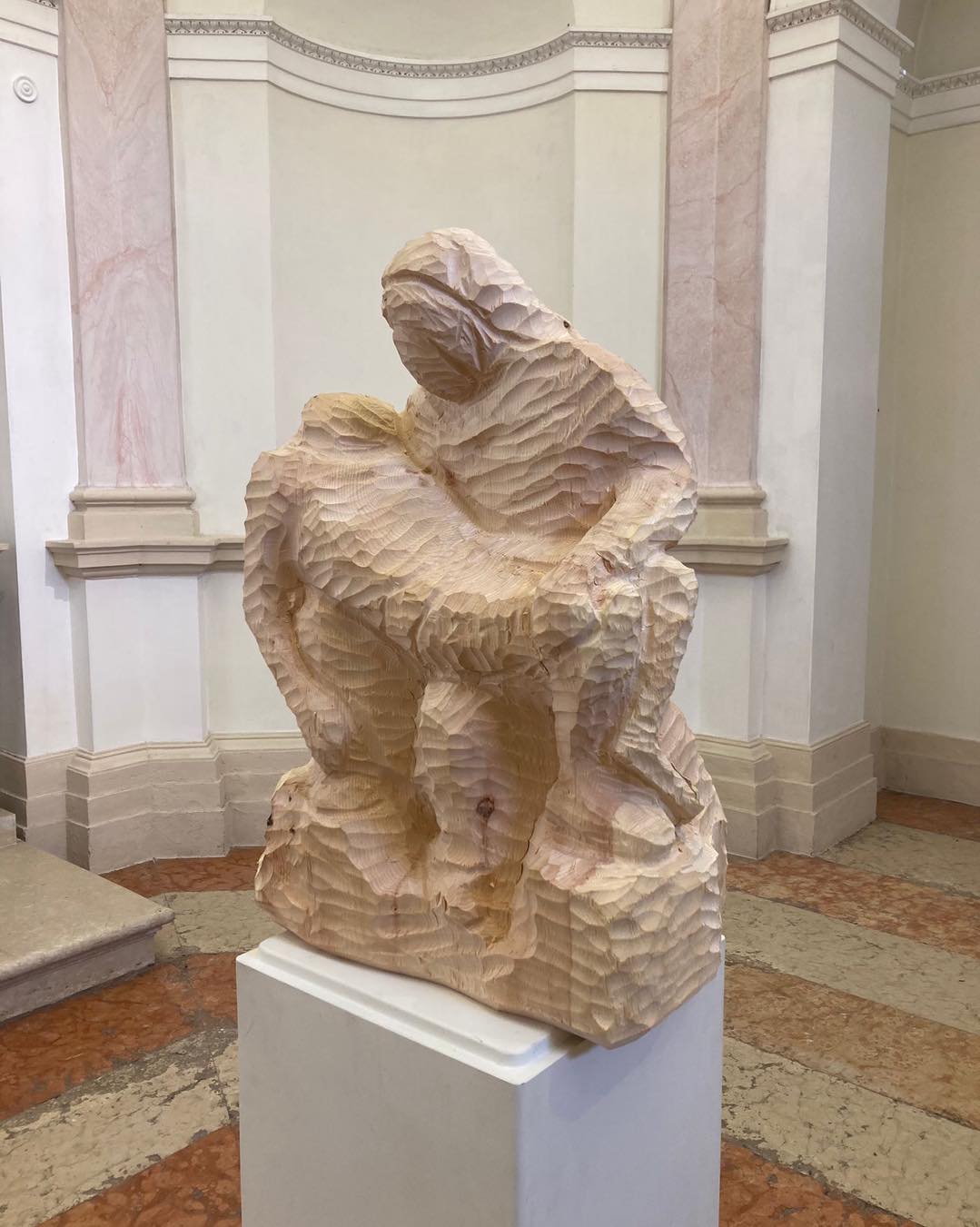 （圖／翻攝自IG@andrea.bianco.scultore）