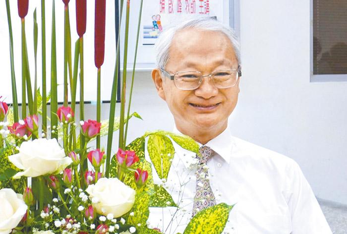 陳啟峰牧師