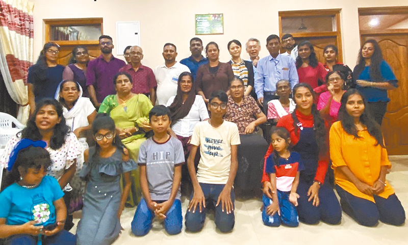 Batticaloa教會年終數算聚會合照。（作者提供）