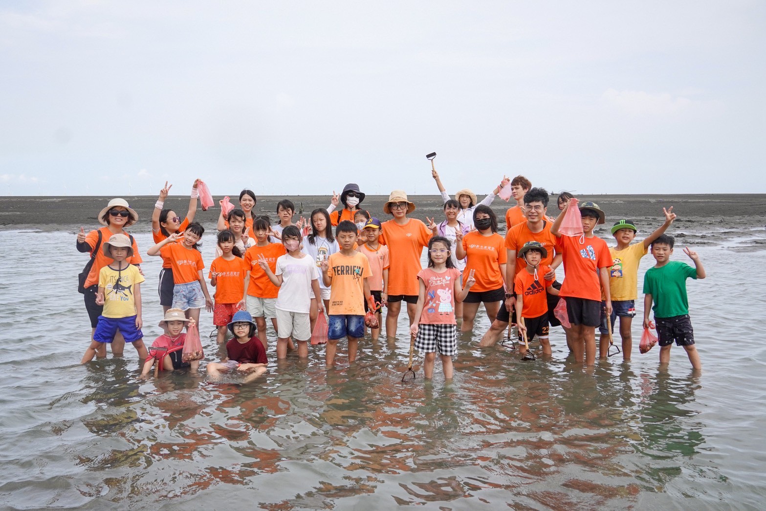 收心營安排一天到外地旅遊。(圖/新光真道教會提供)