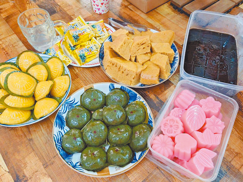 阿秋親手製作的茶點。（作者提供） 