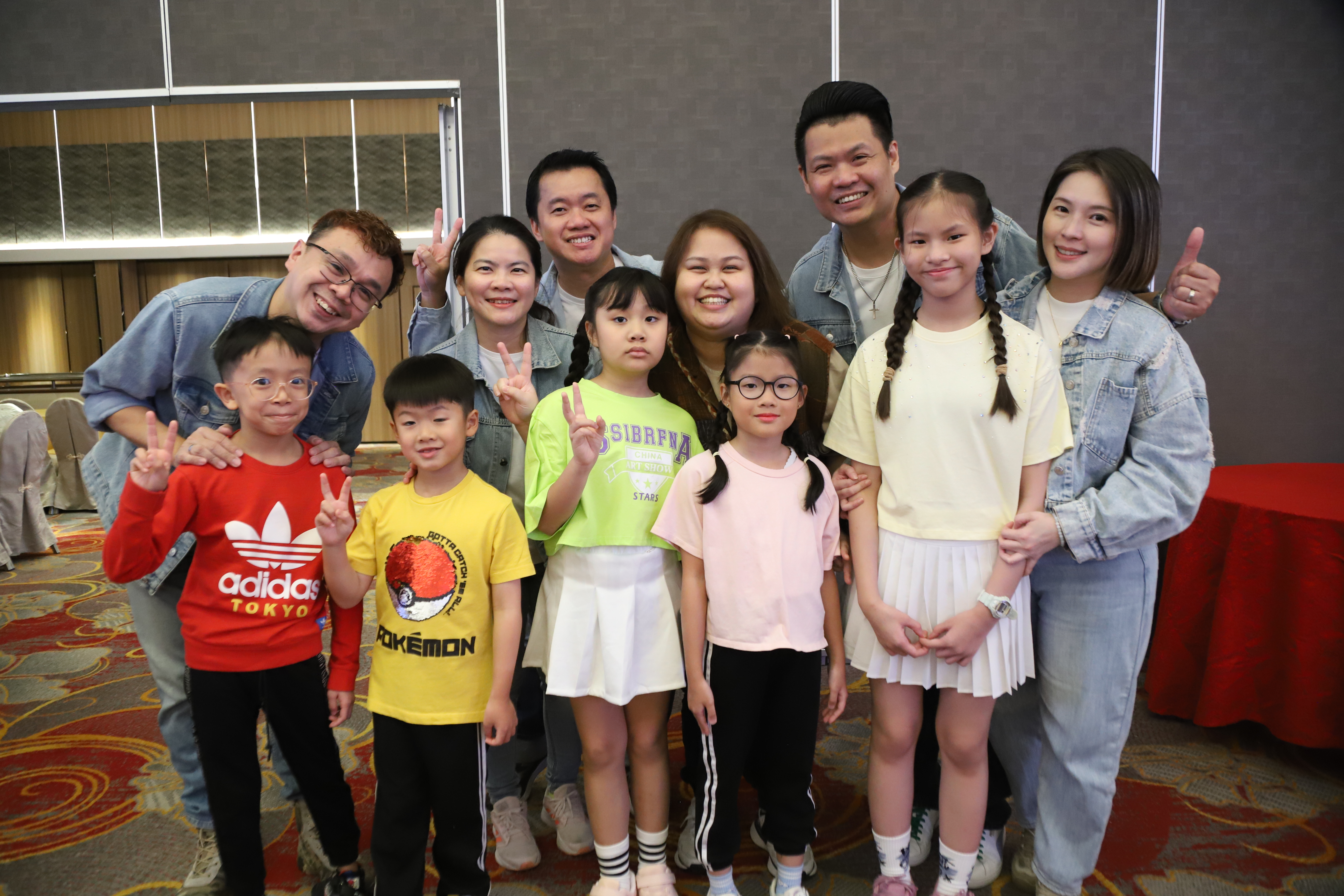 KG112榮美國度教會舞蹈团