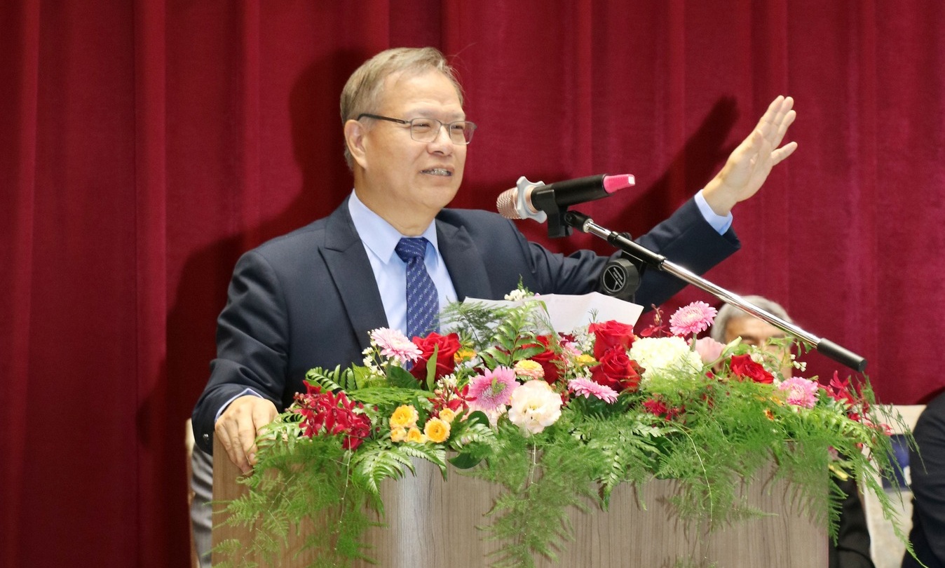 江安世接任校長分享願景。(翻攝自中國醫藥大學臉書)