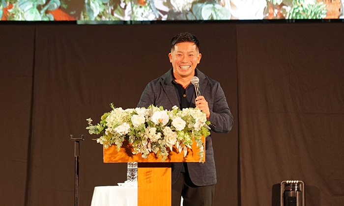 富田慎悟牧師