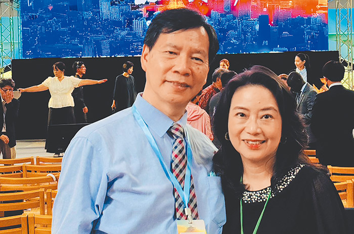 潘碩安牧師夫婦