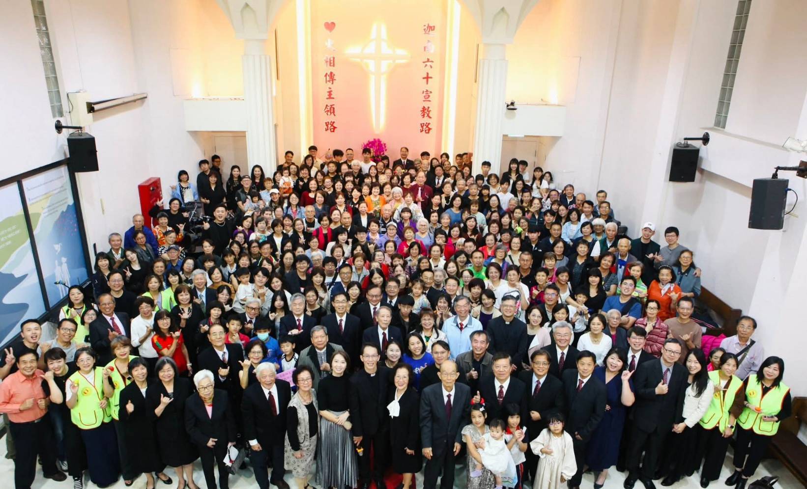 60周年音樂會合影。(迦南長老教會提供)