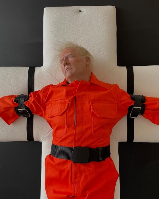 每一道皺紋與皮膚紋理幾可亂真。（翻攝自IG@masonstormgenius）