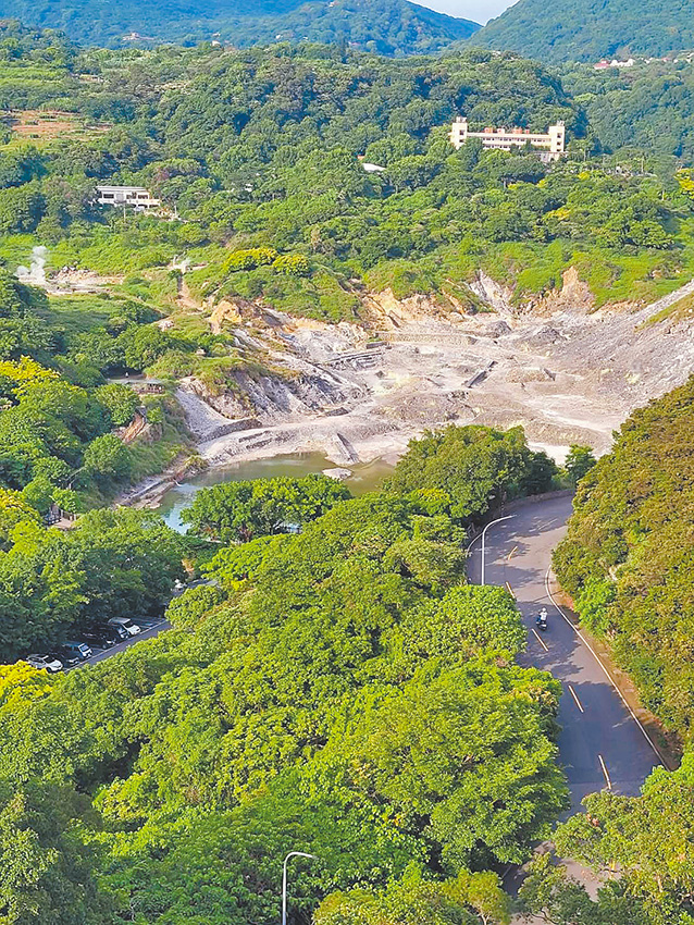 圖二：硫磺谷。(作者提供)