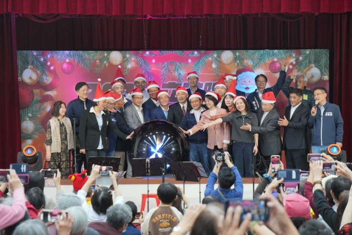 眾立委祝福台灣。（陳秀雯攝影）