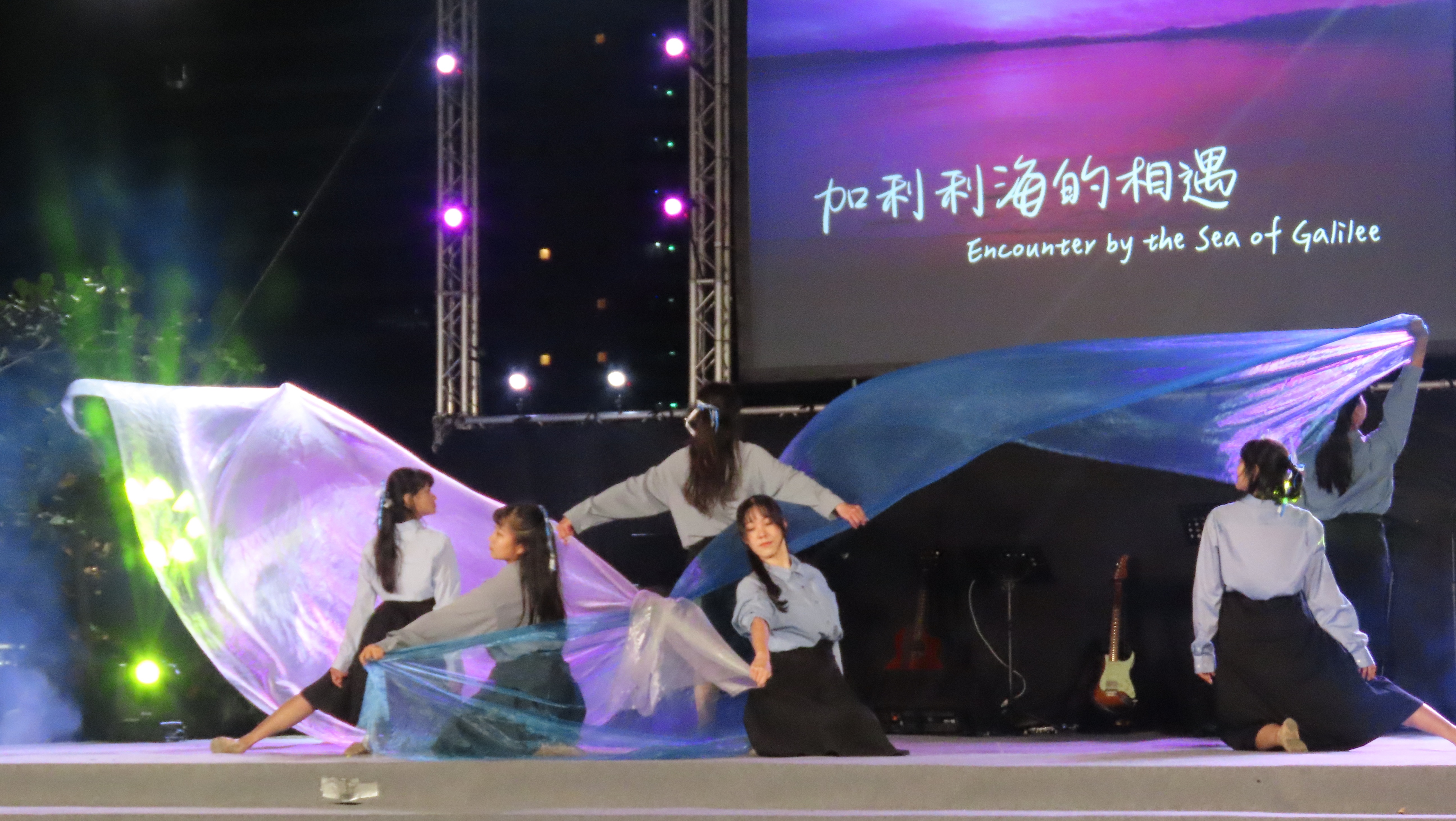 青年舞蹈「加百列-加利利海的相遇主」。(圖/李容珍攝影)