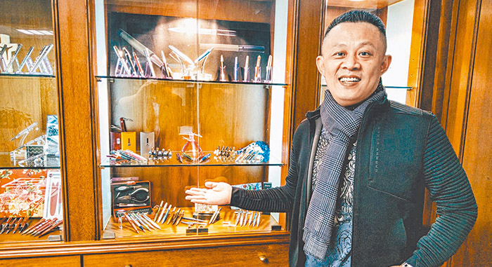 具有職場CEO與職場傳道雙職身分的林世緯。（圖／梁敬彥攝影）