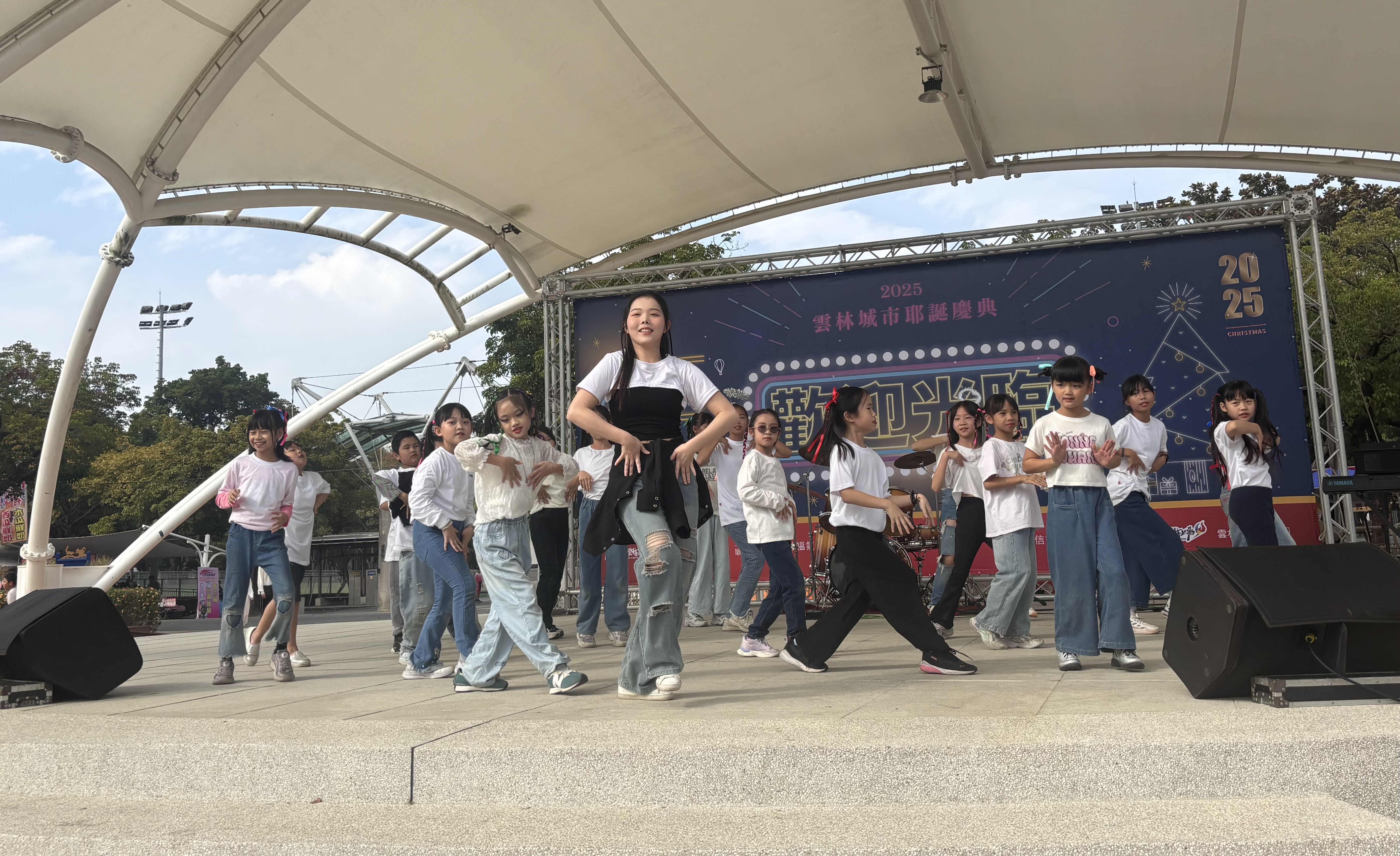 韓國知名K-POP舞蹈名師習藝彬，帶小朋友練三天，就能上台表演。(圖/李容珍攝影)