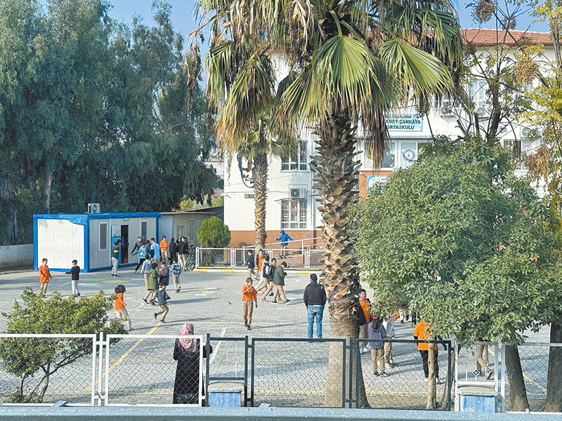 今日哈蘭校園一角。（王桂花攝影）