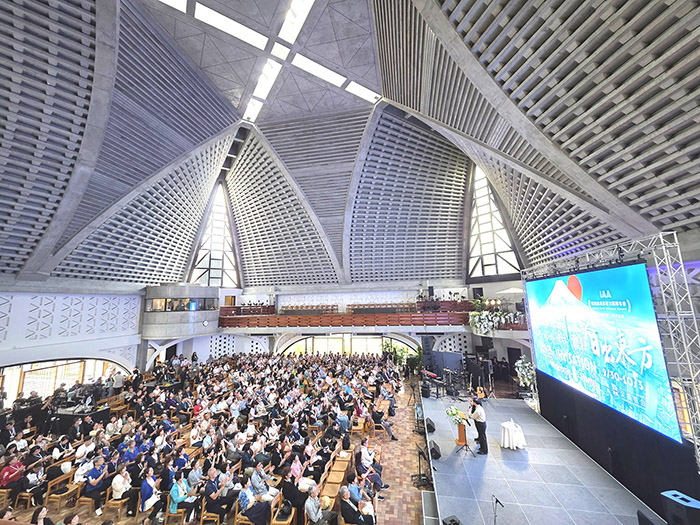 IAA「日出東方」國際年會去年在東京淀橋教會舉行。(圖/洪秀玲攝影)