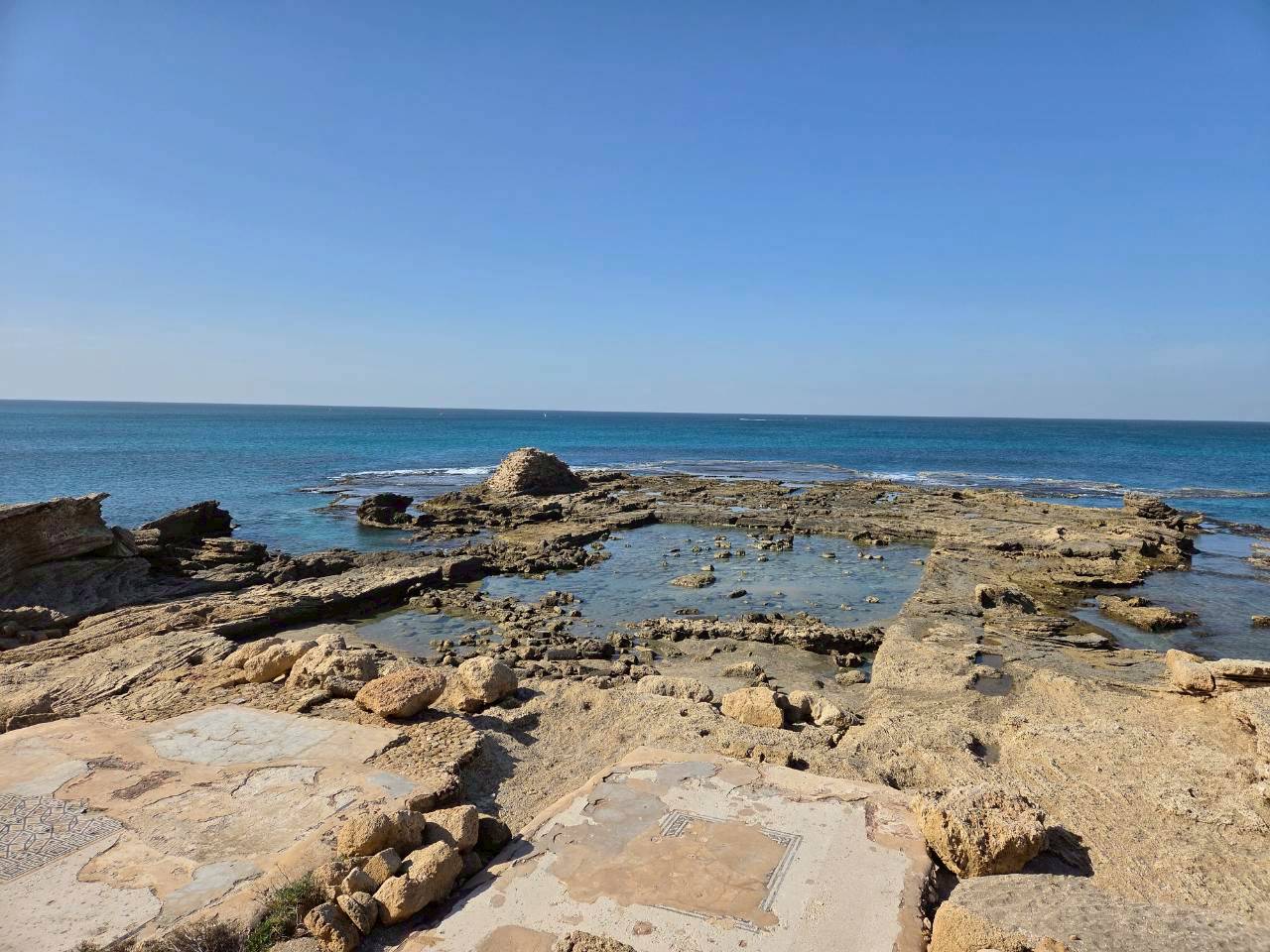 希律王臨海宮殿泳池。(圖/全國禱告網絡提供)