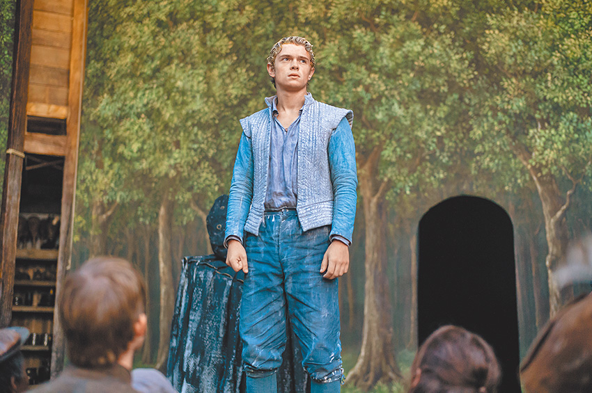 復仇王子哈姆雷特在劇中的探問直擊人心。（劇照來源：環球影業）