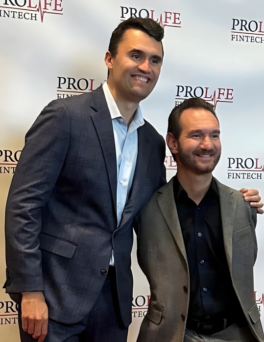 力克．胡哲與查理．柯克都是福音宣教士。（翻攝自Nick Vujicic臉書）