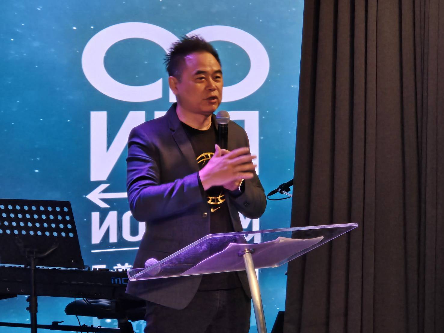 永仁女籃時超傑教練。（圖/梁敬彥攝影）