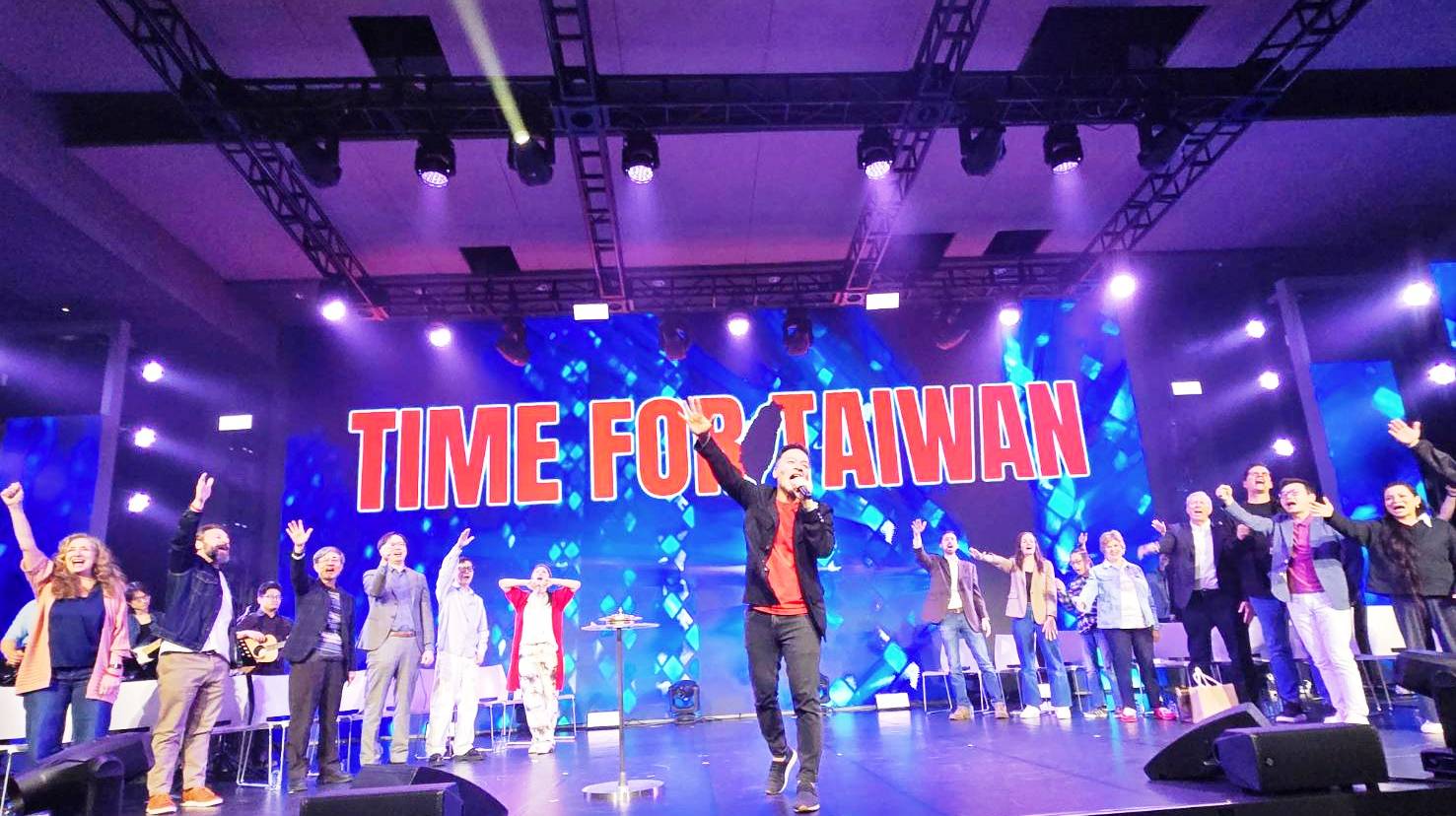 歡慶讚美。（圖/梁敬彥攝影）