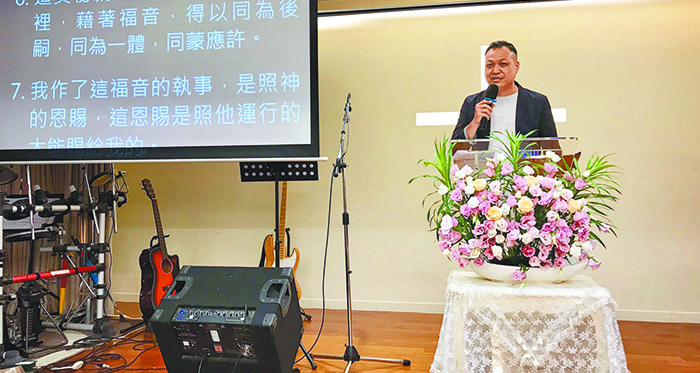 胡祥智在教會分享。（圖／受訪者提供）