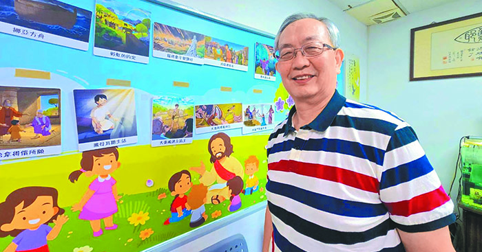 何有義牧師。（圖／梁敬彥攝影）