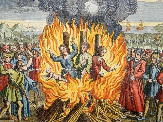 丁道爾因翻譯英文新約聖經遭逮捕、處決和焚屍。（I Love Typography）