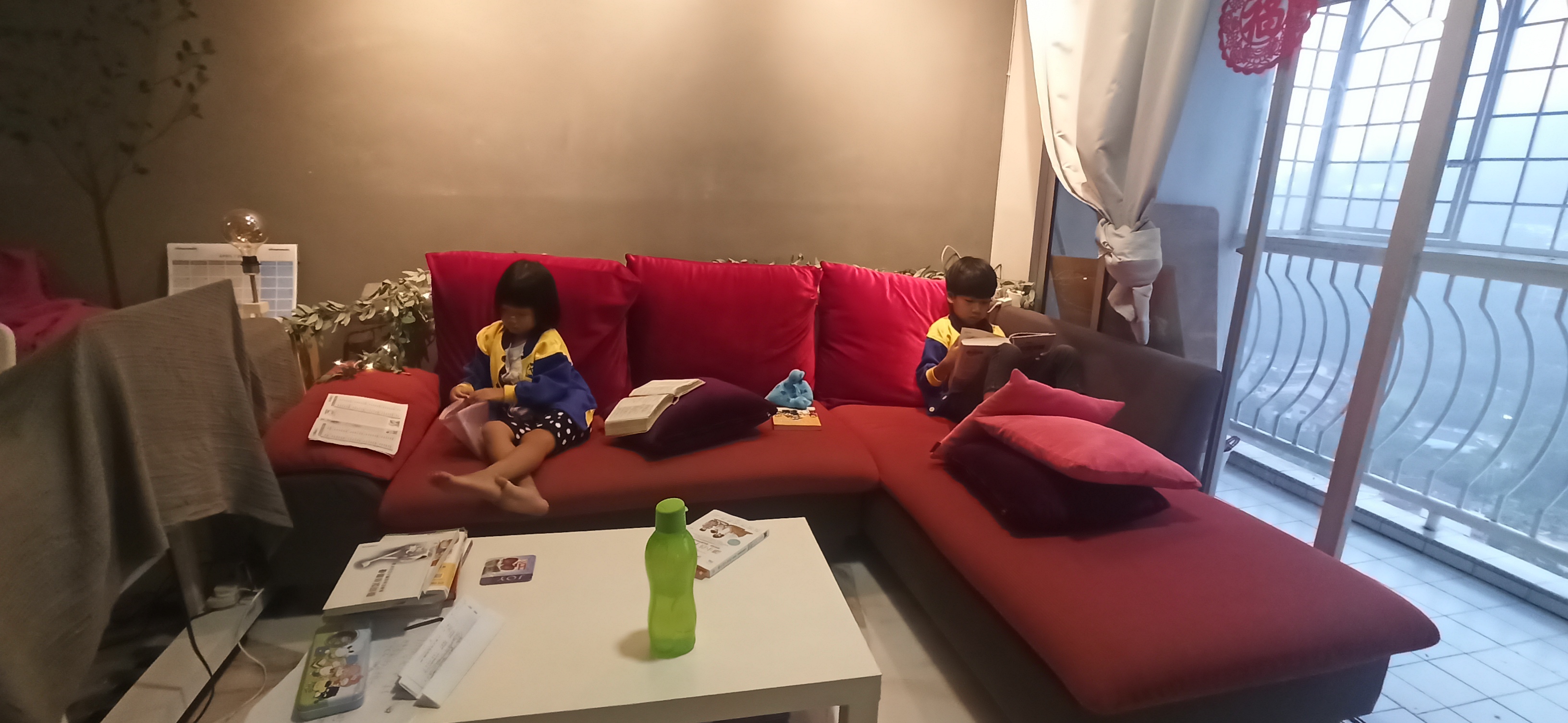 孩子在家自學時刻