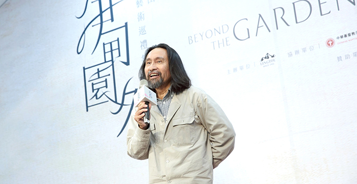 馮君藍牧師。