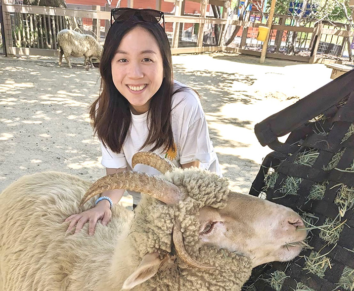 蔡郁庭姊妹