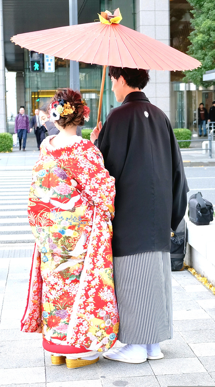 日本從育兒補助走向全民養孩。（Photo by Toshiharu Watanabe from Pixabay）