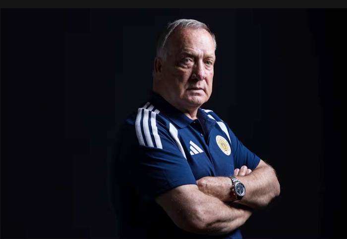 古拉索隊主帥艾德沃卡特是世界盃近百年歷史中最年長的教練。（FIFA）