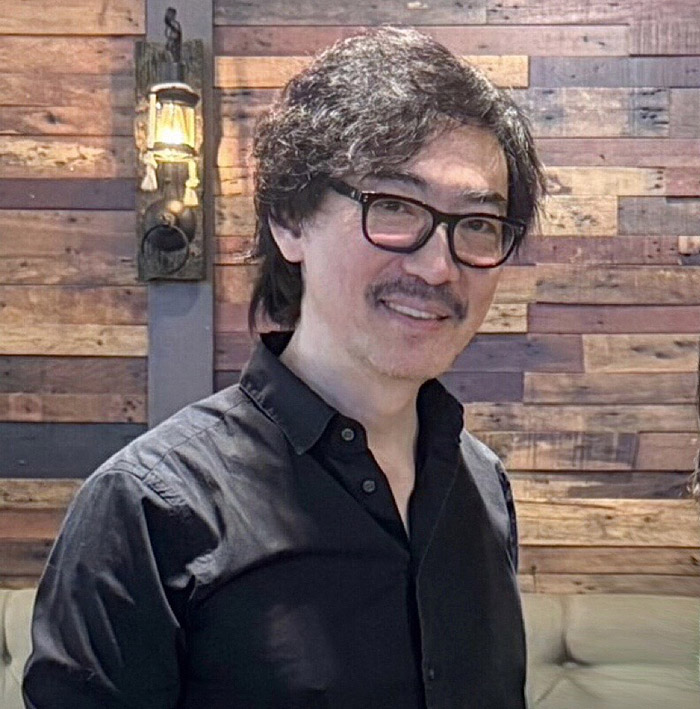 林德平以藝術創作美,以教育播種希望,讓生命因上帝啟發的真善美而更加豐盛。(圖/林德平提供)